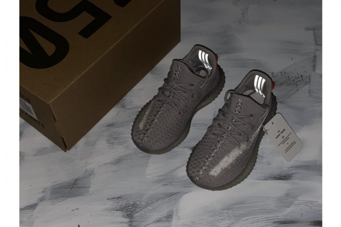 ad*s kids Y**zy boost 350 v2 "tail light" kid-fg5417