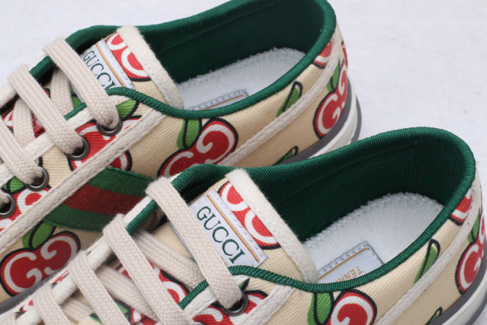 G*u*i low-top sneaker