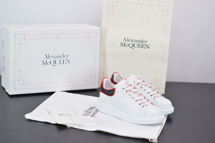 MQ SNEAKERS