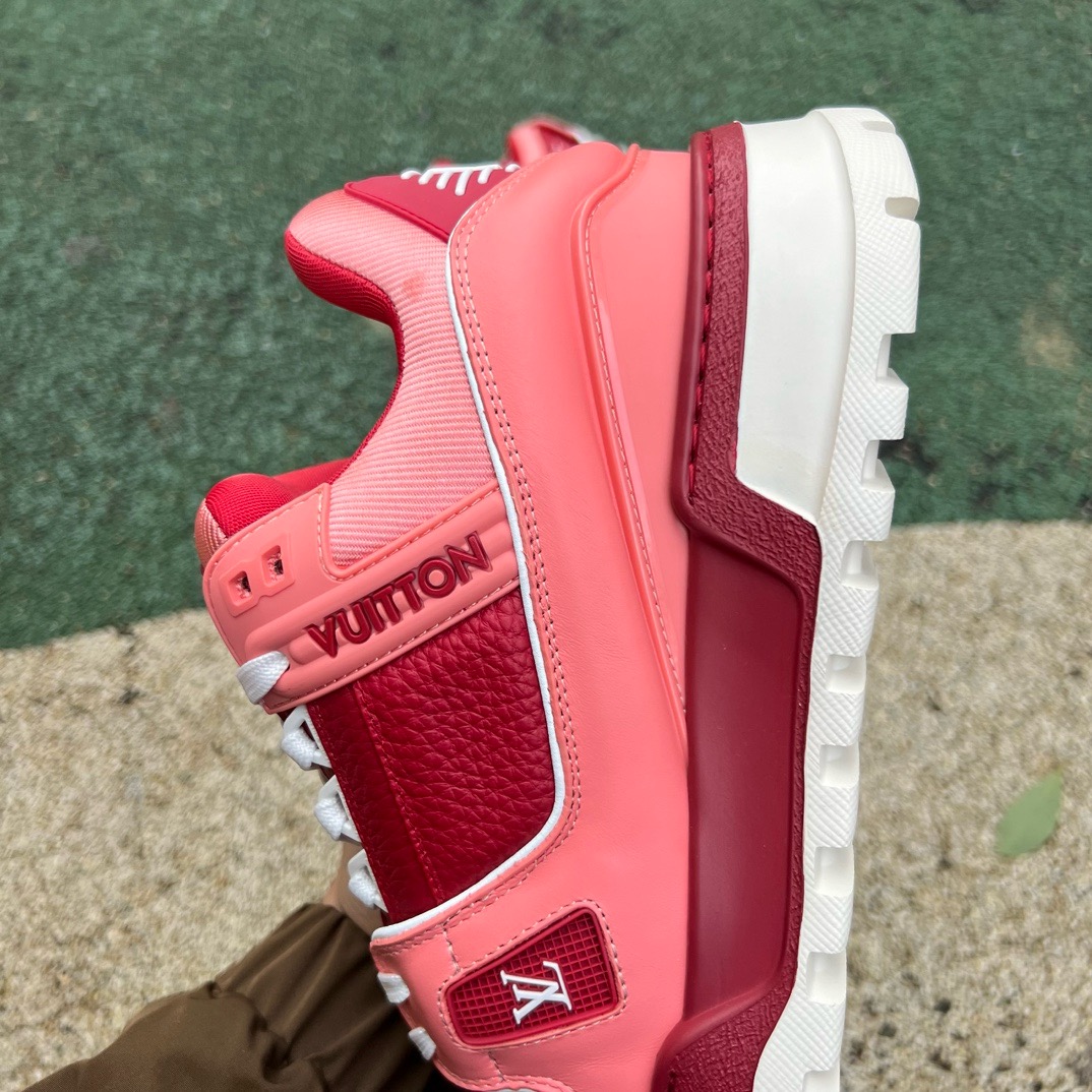 LV TRAINER MAXI Pink